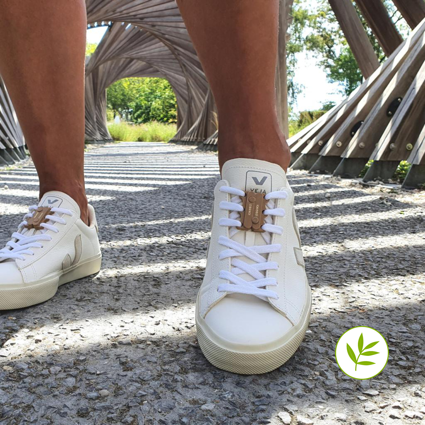 fermetures rapides pour sneakers et chaussures à lacets. un matériau vert à partir de pulpe de bambou biosourcé.<br />
Ce matériau est une alternative végétale pour aller au-delà du plastique